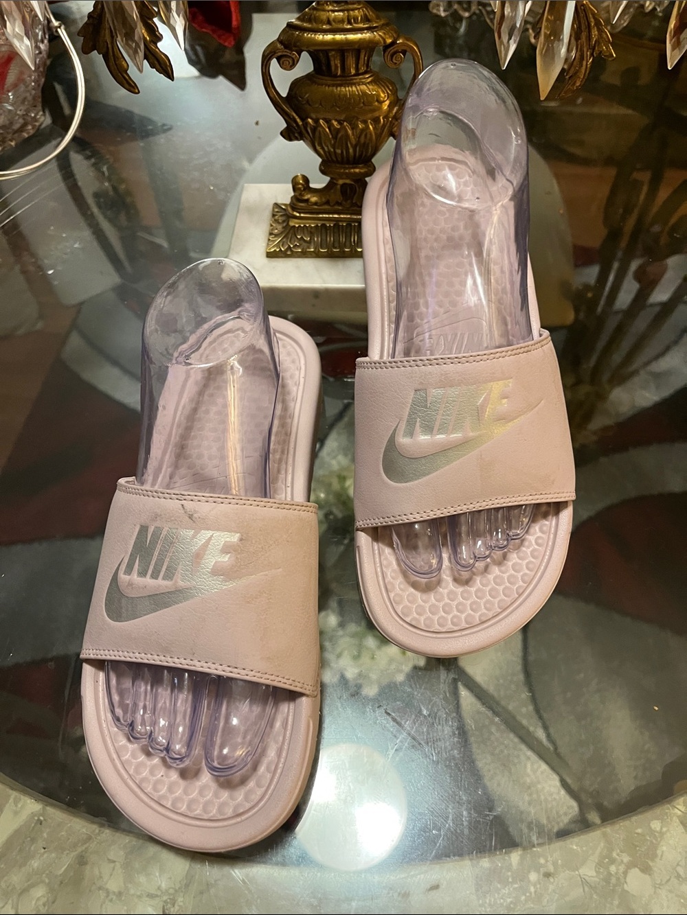 💝💝Nike Women's Light Pink Slide Sandals with Iridescent Logo